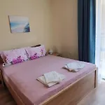 Luxury Ekaterina 아파트