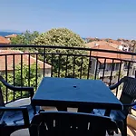 Luxury Ekaterina 아파트 *