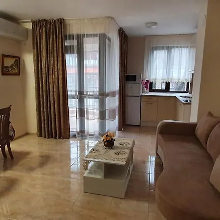 Luxury Ekaterina 公寓