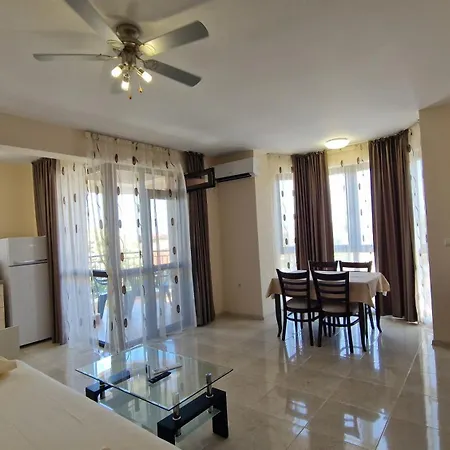 Luxury Ekaterina Daire