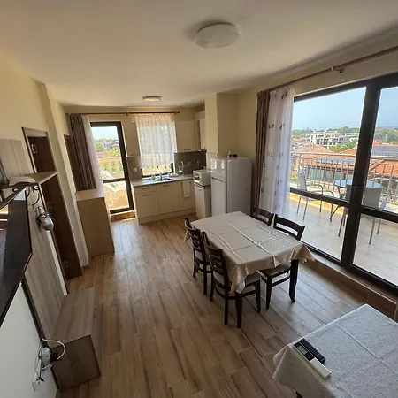 Luxury Ekaterina Apartment